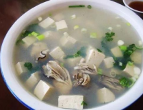 海蛎子豆腐汤,营养与美味的完美融合